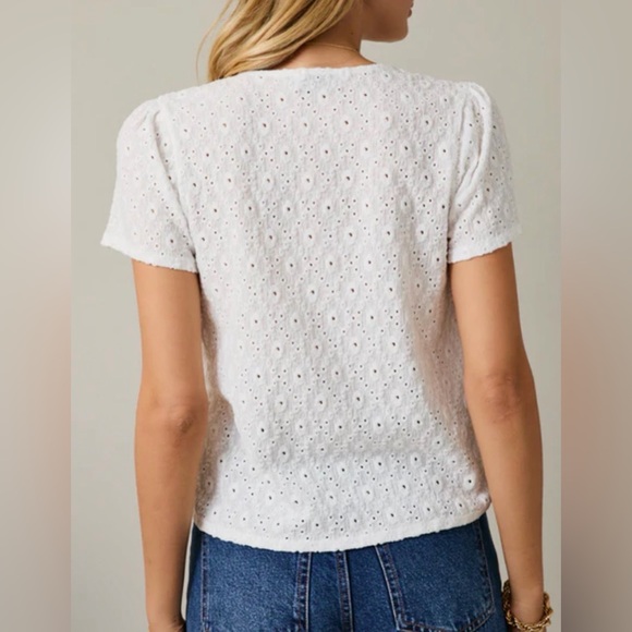 Gilli White Eyelet Button-Front Short Sleeve Top - Picture 2 of 2